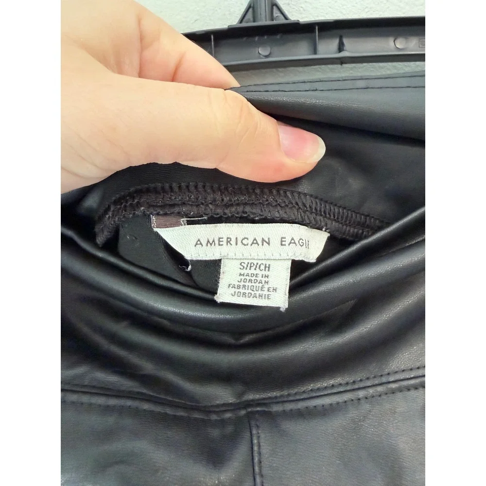 American Eagle Faux Leather Leggings Black High Waisted Matte Stretch Small